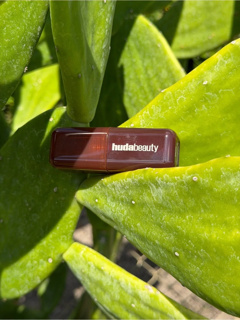 HUDA BEAUTY Blush Filter Blush In Coco loco (Rich warm Brown)